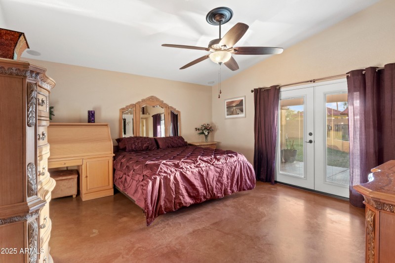 15402 N 45th Pl-18