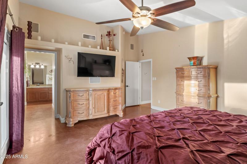 15402 N 45th Pl-20