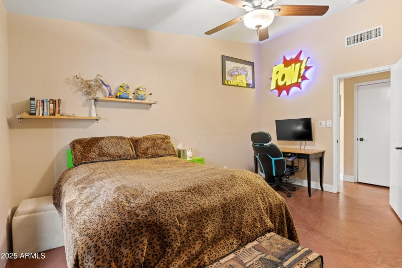15402 N 45th Pl-24