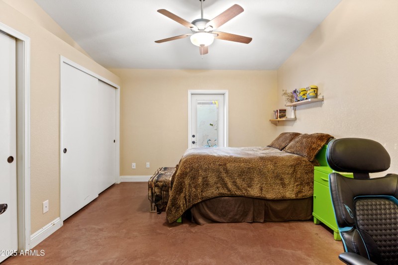 15402 N 45th Pl-25