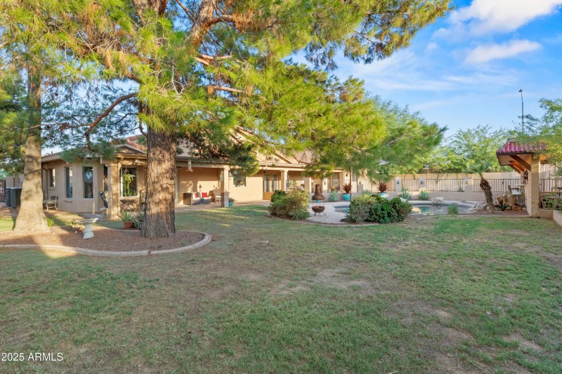 15402 N 45th Pl-37