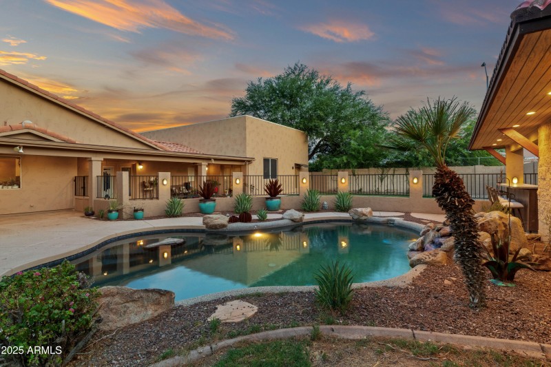 15402 N 45th Pl-43