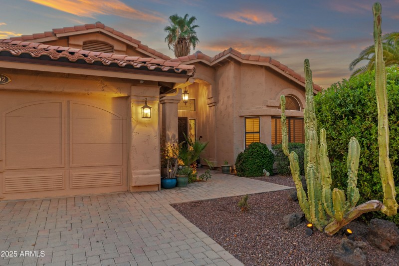 15402 N 45th Pl-49