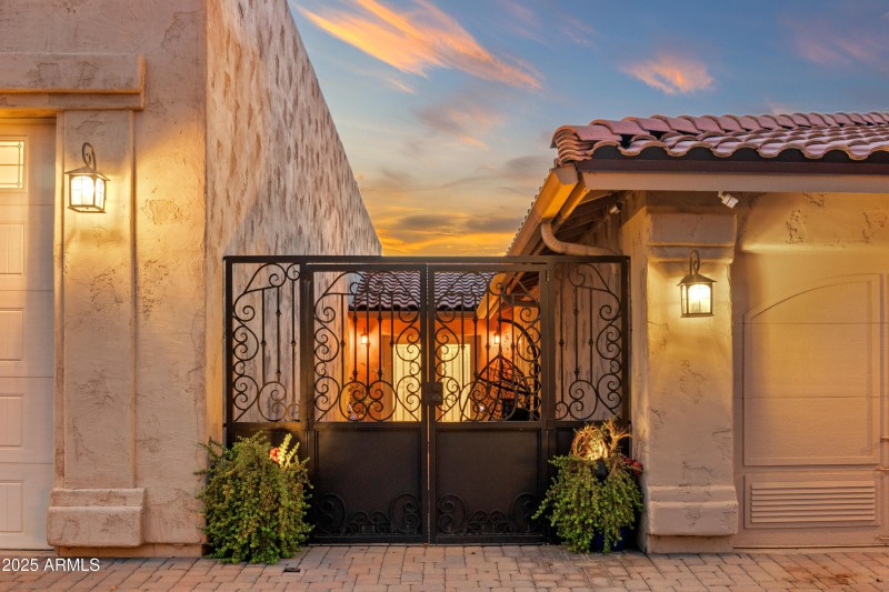 15402 N 45th Pl-51