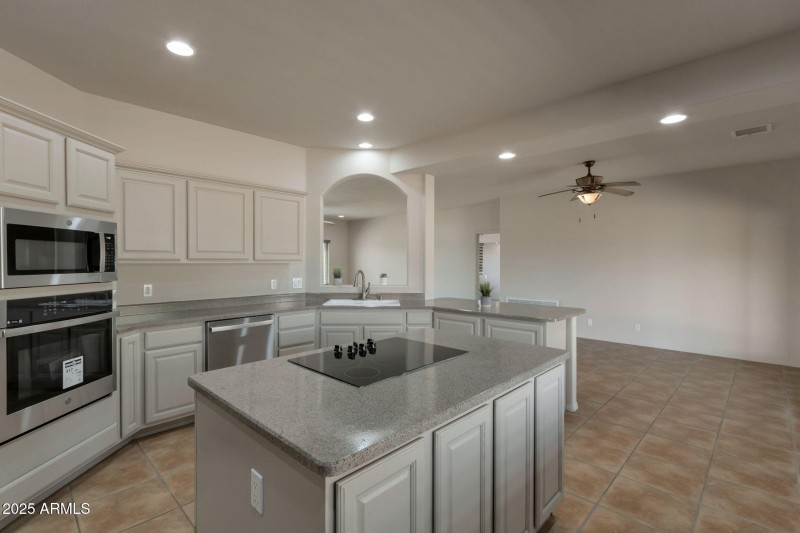 Kitchen_2