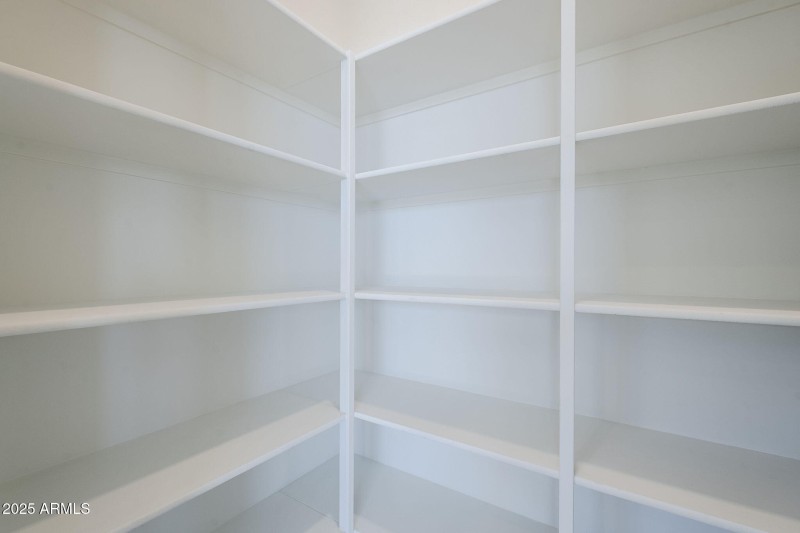 Walk-in Pantry