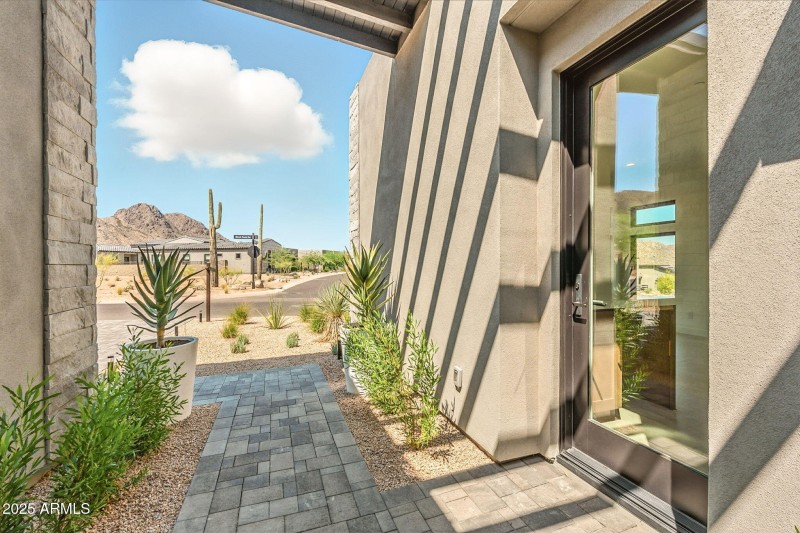 Irini Casita Entrance