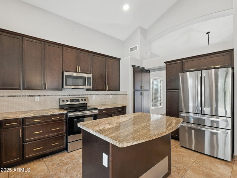 10-web-or-mls-17th-10