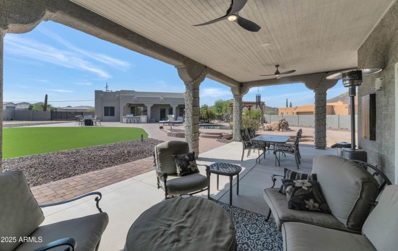 Guest House Patio