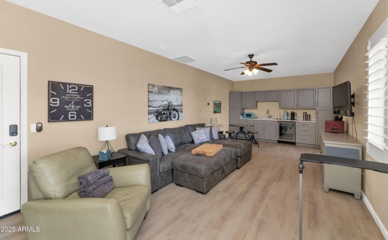 Guest House Living