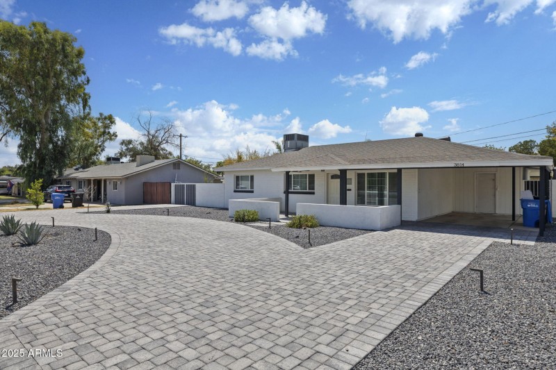 3814 N 36th St Phoenix - 203