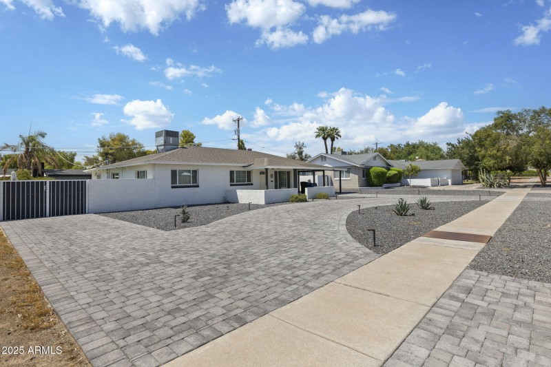 3814 N 36th St Phoenix - 213