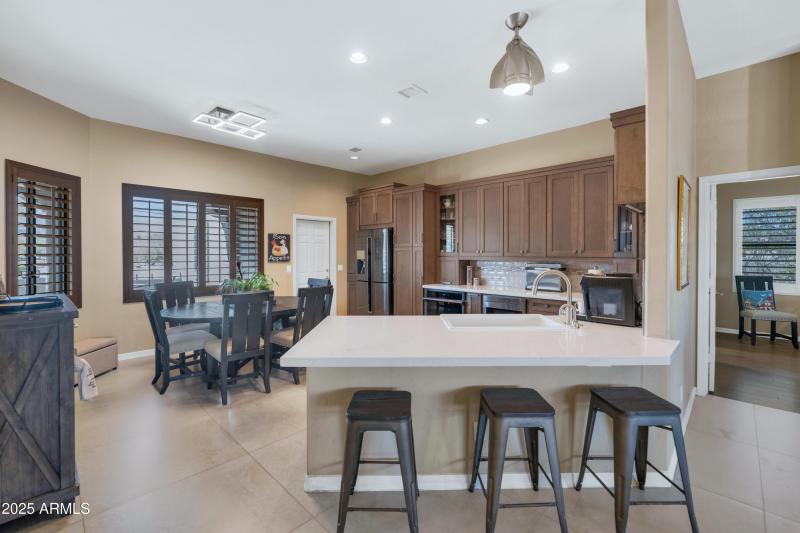 Kitchen Bar
