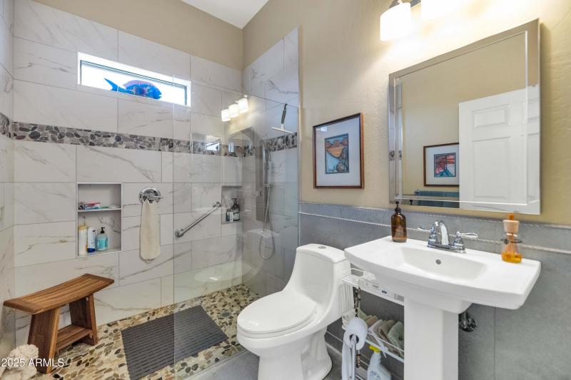 Main Guest Bathroom