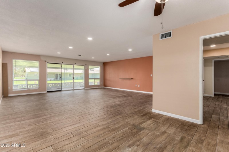 13 Kingswood