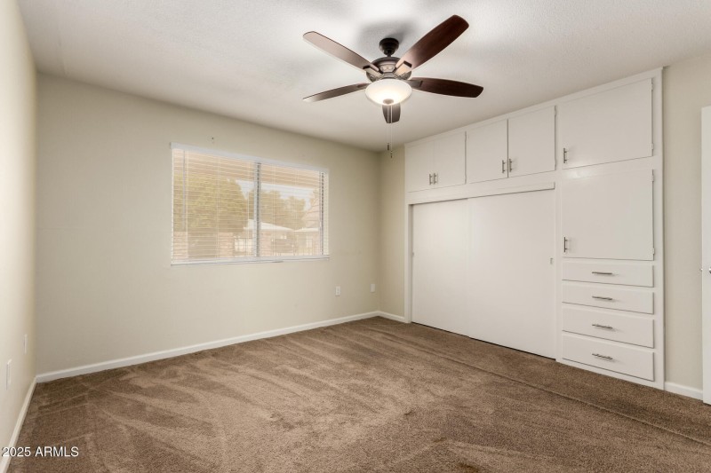 25 Kingswood