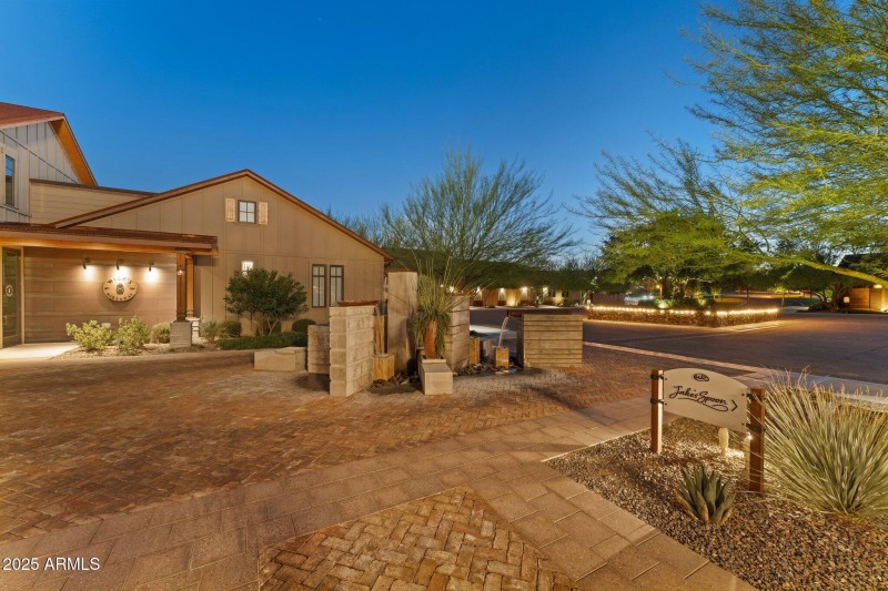 15-web-or-mls-2022-10-25 07.20.22-1