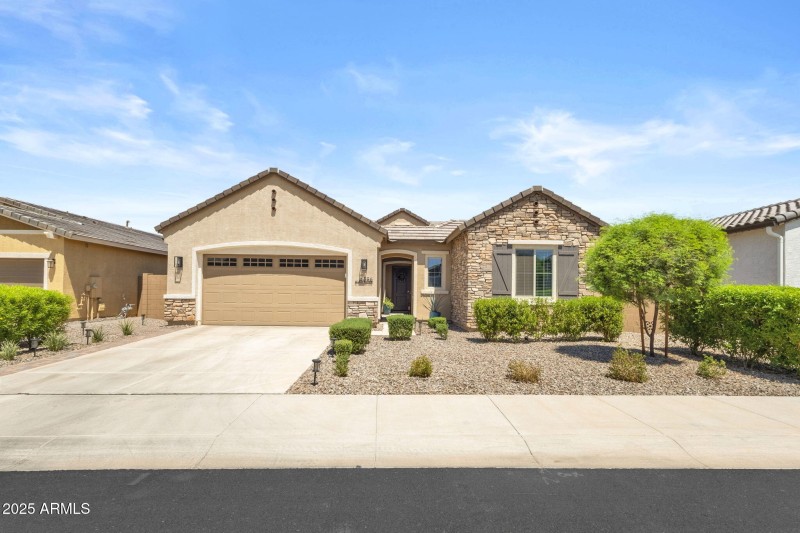 02 -4336 E AUSTIN DR