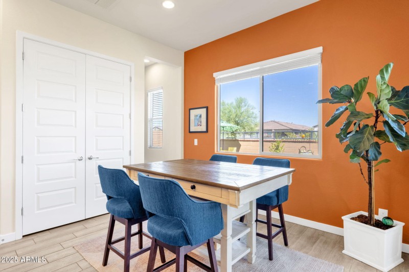 21 -4336 E AUSTIN DR