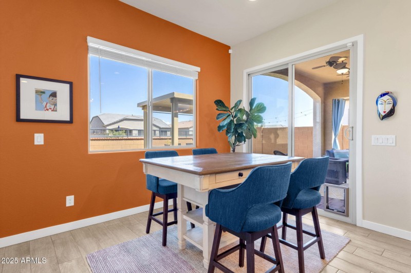 23 -4336 E AUSTIN DR