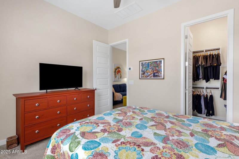 40 -4336 E AUSTIN DR