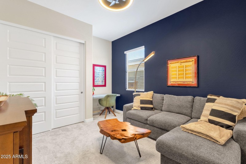 44 -4336 E AUSTIN DR
