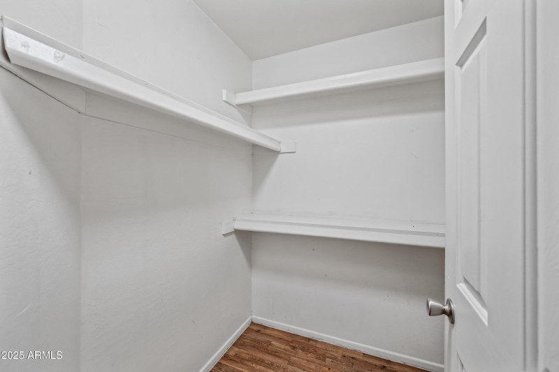 16-16602N25S114-ocupix