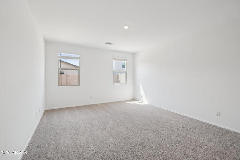 20-web-or-mls-W Pecan Wds-S2408-020