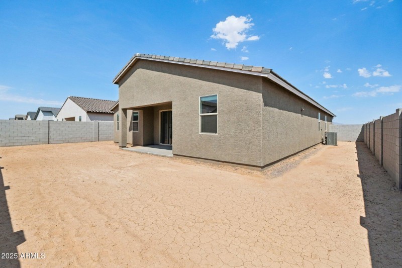 26-web-or-mls-W Pecan Wds-S2408-026