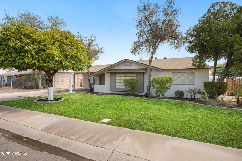 3007 N 84th Pl-2