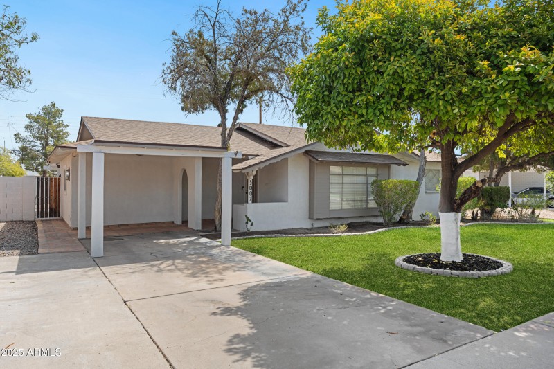 3007 N 84th Pl-3