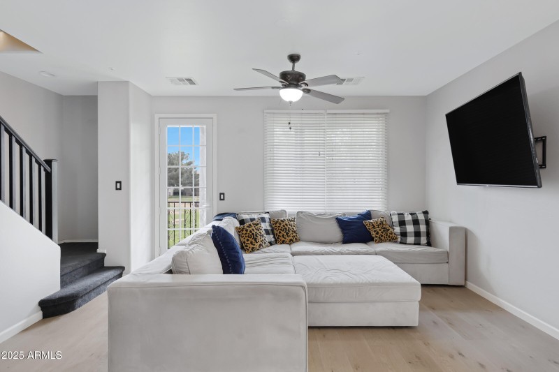 3687 E Leslie Dr-14