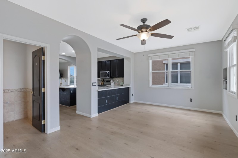 3687 E Leslie Dr-27