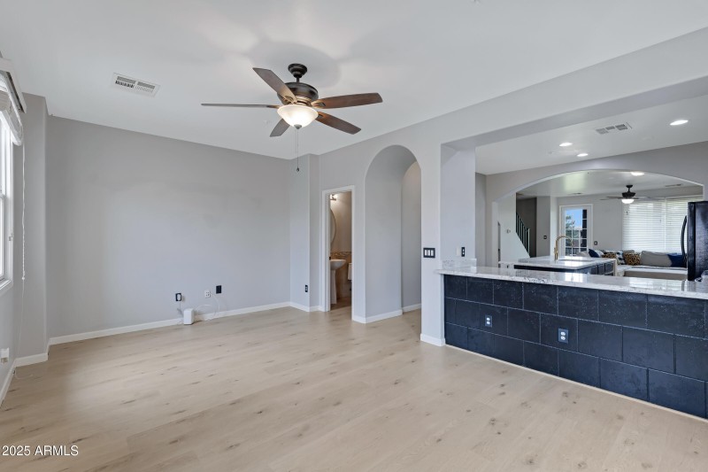 3687 E Leslie Dr-25