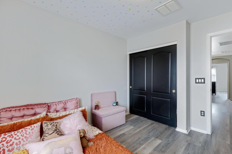3687 E Leslie Dr-38
