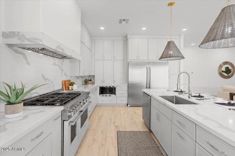 Kitchen10