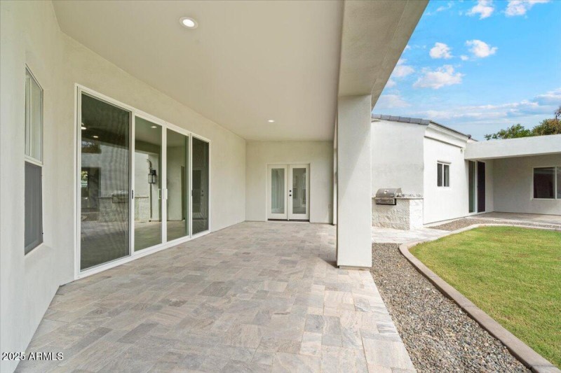 Patio2