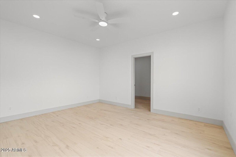 Bathroom4