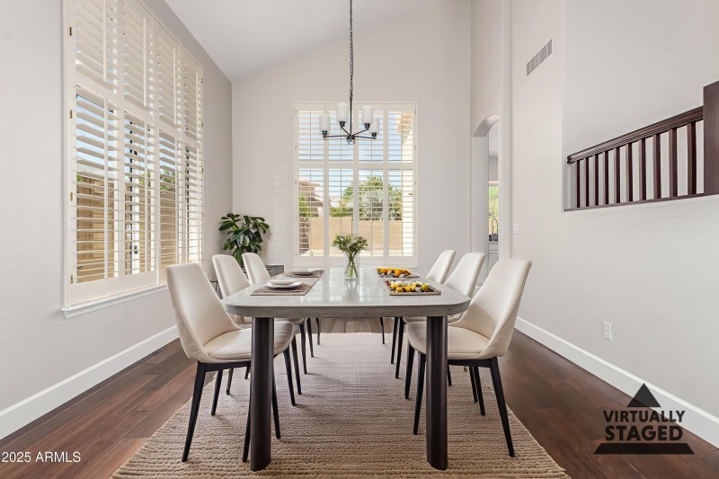 Virtually Staged Dining