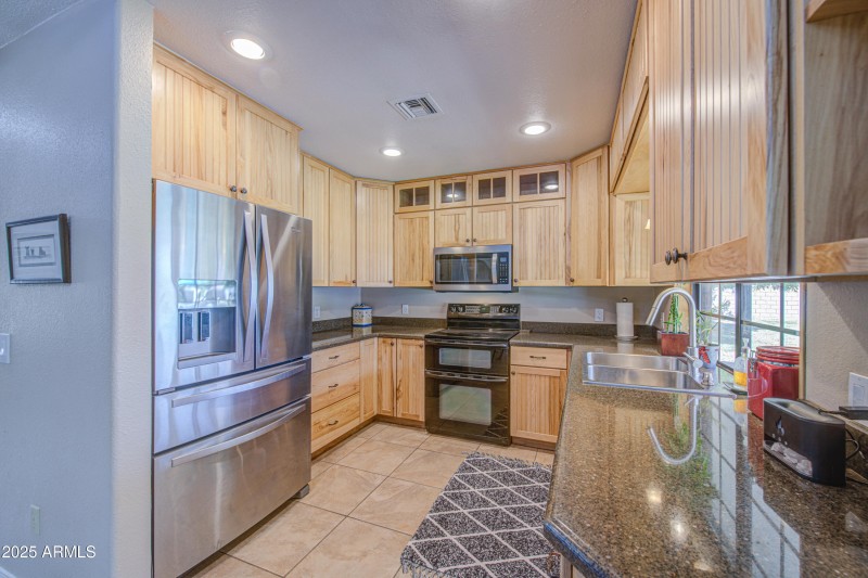 Kitchen 1