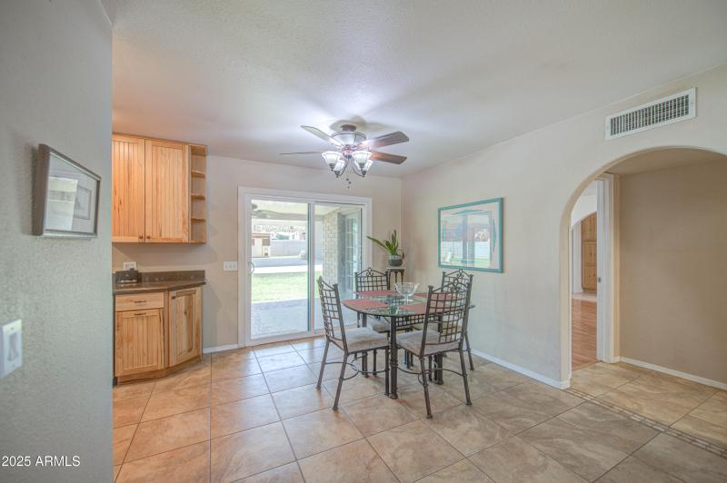 Dining Area 1