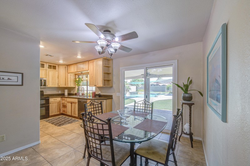 Dining Area 2