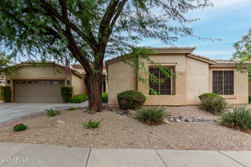 Excellent Curb Appeal