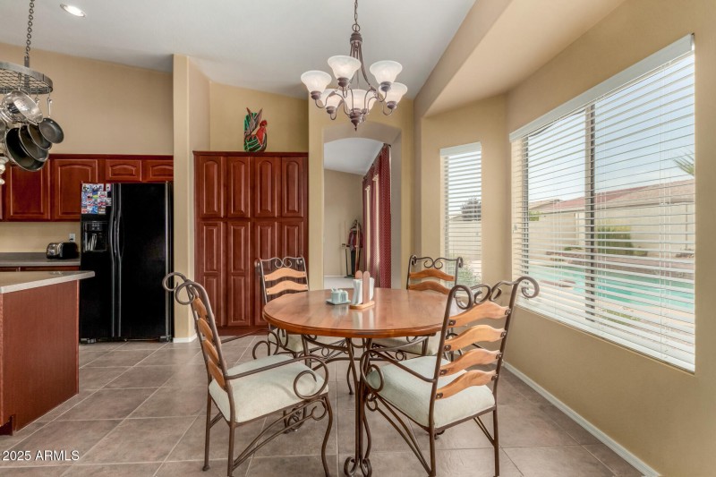 Eat-In Kitchen