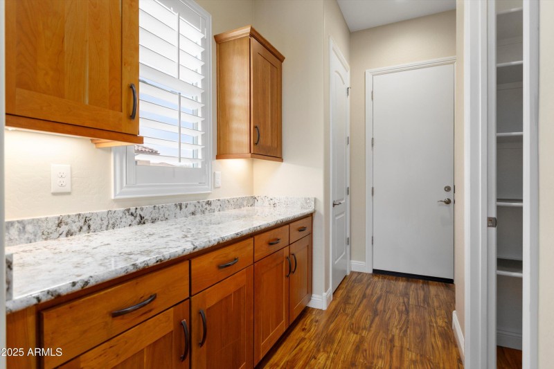 20-Kitchen