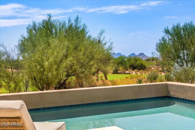 05-Golf Course ~ Pool Views