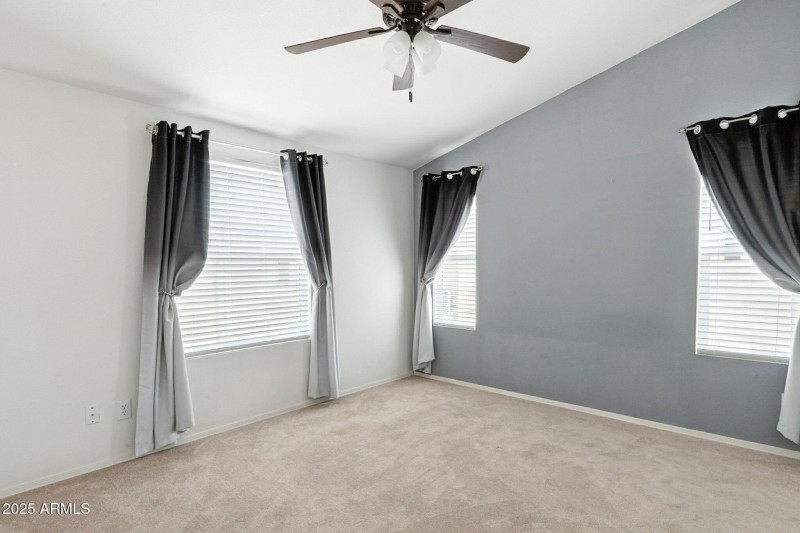 27-web-or-mls-Apache-27