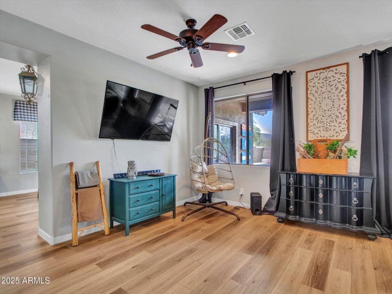 04-Living-room-(3)