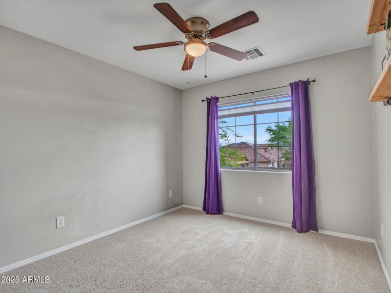 14-Bedroom-(1)