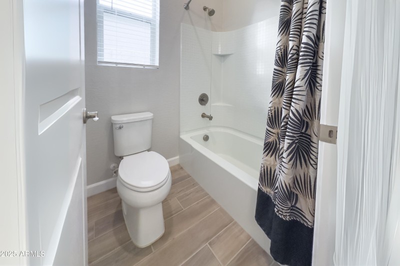 Bathroom wide